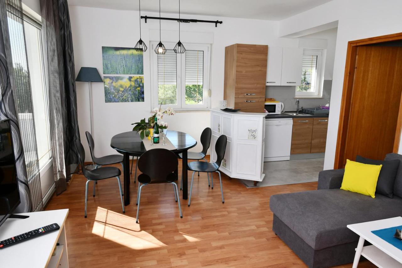 Banjol Apartments Novotny מראה חיצוני תמונה