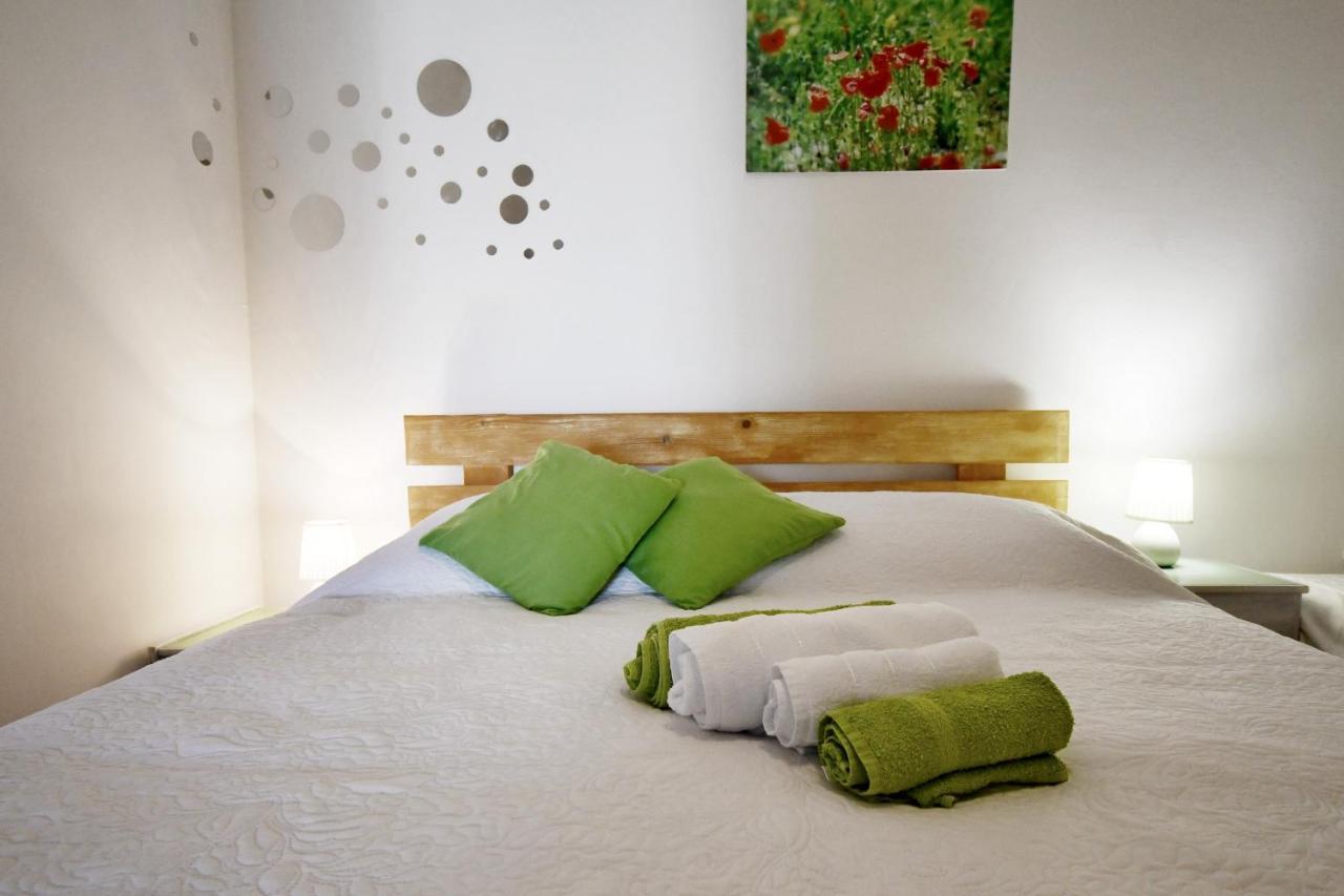 Banjol Apartments Novotny מראה חיצוני תמונה
