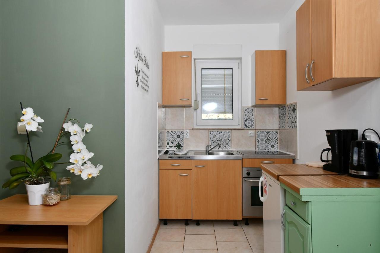 Banjol Apartments Novotny מראה חיצוני תמונה